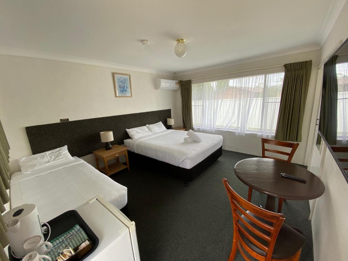 Hanging Rock Family Motel Batemans Bay Kültér fotó