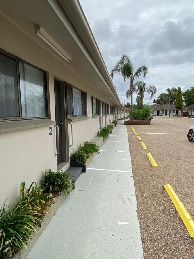 Hanging Rock Family Motel Batemans Bay Kültér fotó
